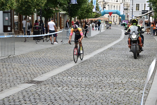 郑钦文世界排名升至第六北青体育.